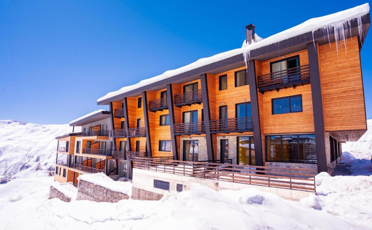 Cozy 2 Bedroom Apartment In The Gudauri Centre - Ski In/ Ski Out Exterior photo